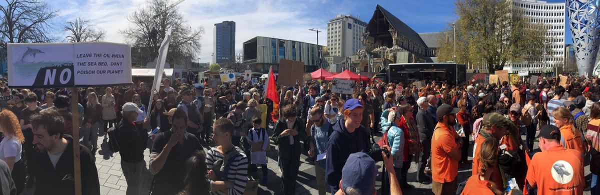 Huge turnout in Christchurch for #climatestrike 