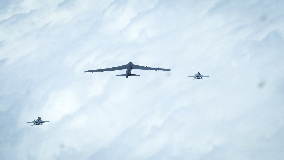 Two @usairforce B-52 Stratofortress bombers integrated with @USNavy E/A-18G Growlers during a BTF mission near the Kuril Islands on June 18