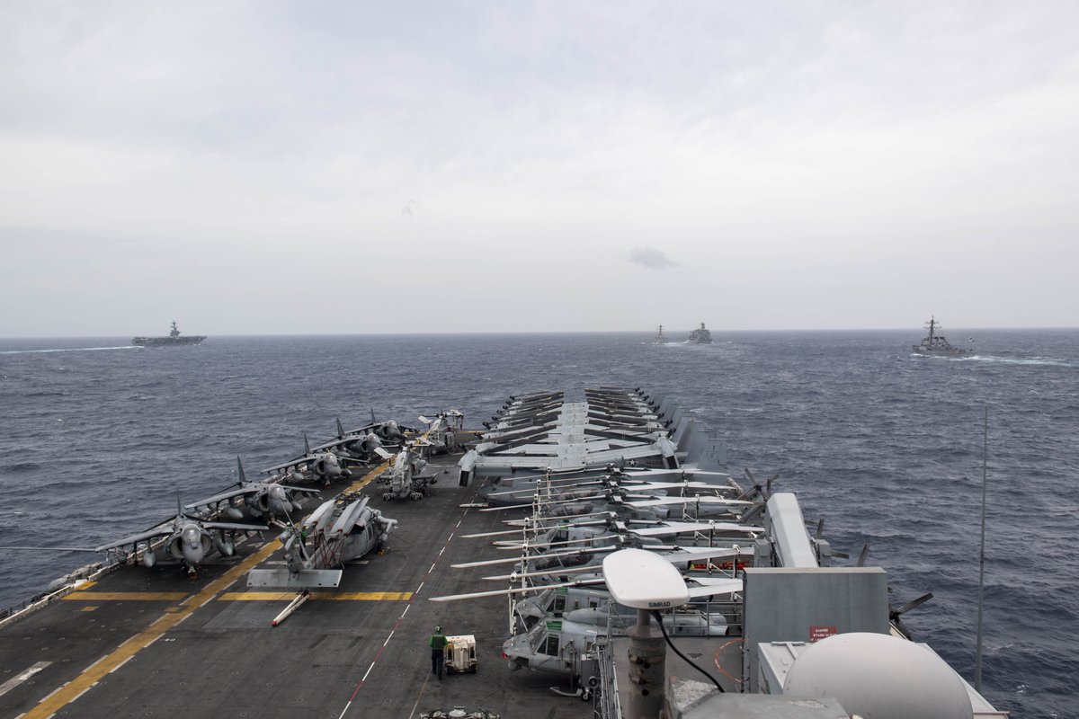 USS Essex and USS Carl Vinson operate together in the South China Sea